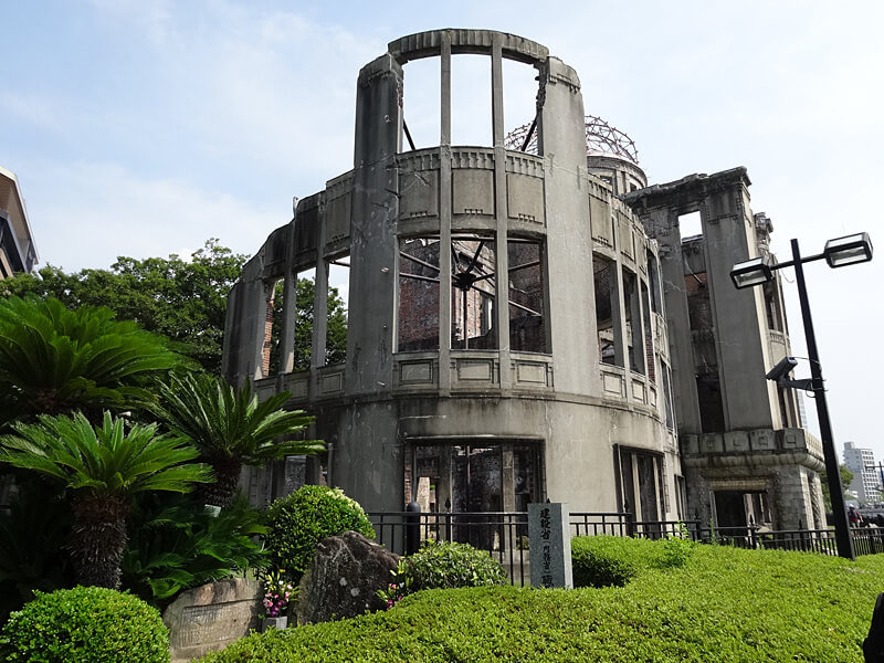 写真：平和公園・原爆ドーム