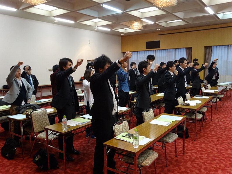 写真：青年委員会総会の様子02