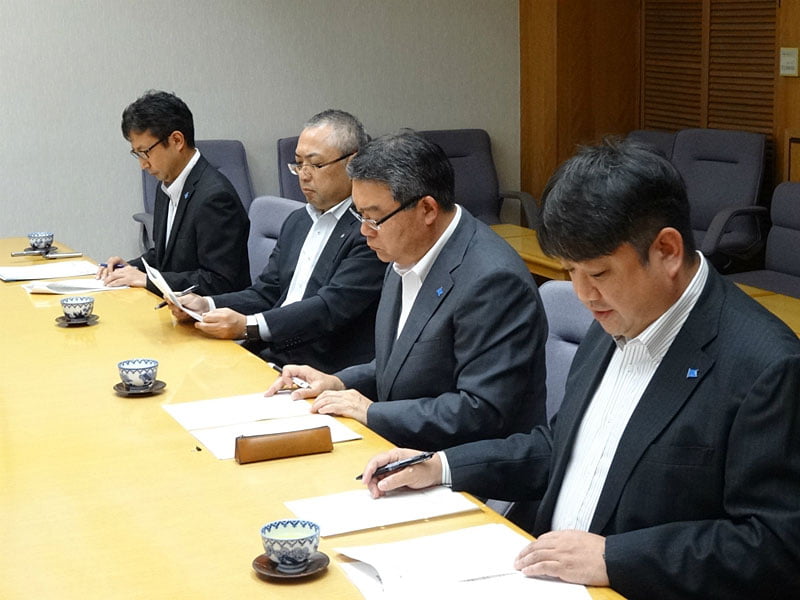 写真:要請行動の様子