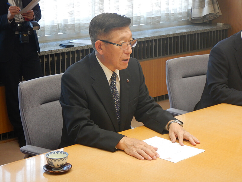 写真:佐竹知事
