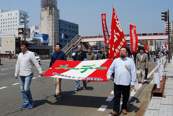 写真：パレードの様子05